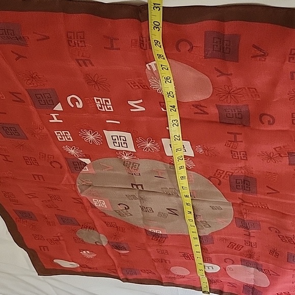 NWT Givenchy Elegant Classy Red Silk Scarf with Geometric Patterns 31" - Picture 9 of 10